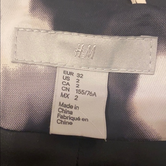 H&M Black & White Bomber Jacket - Picture 2 of 2
